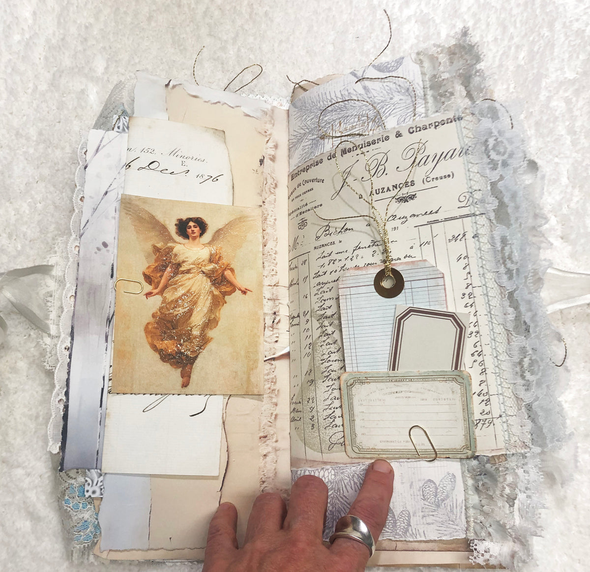 Winter Junk Journal | Glittery Green with Lace & Angels