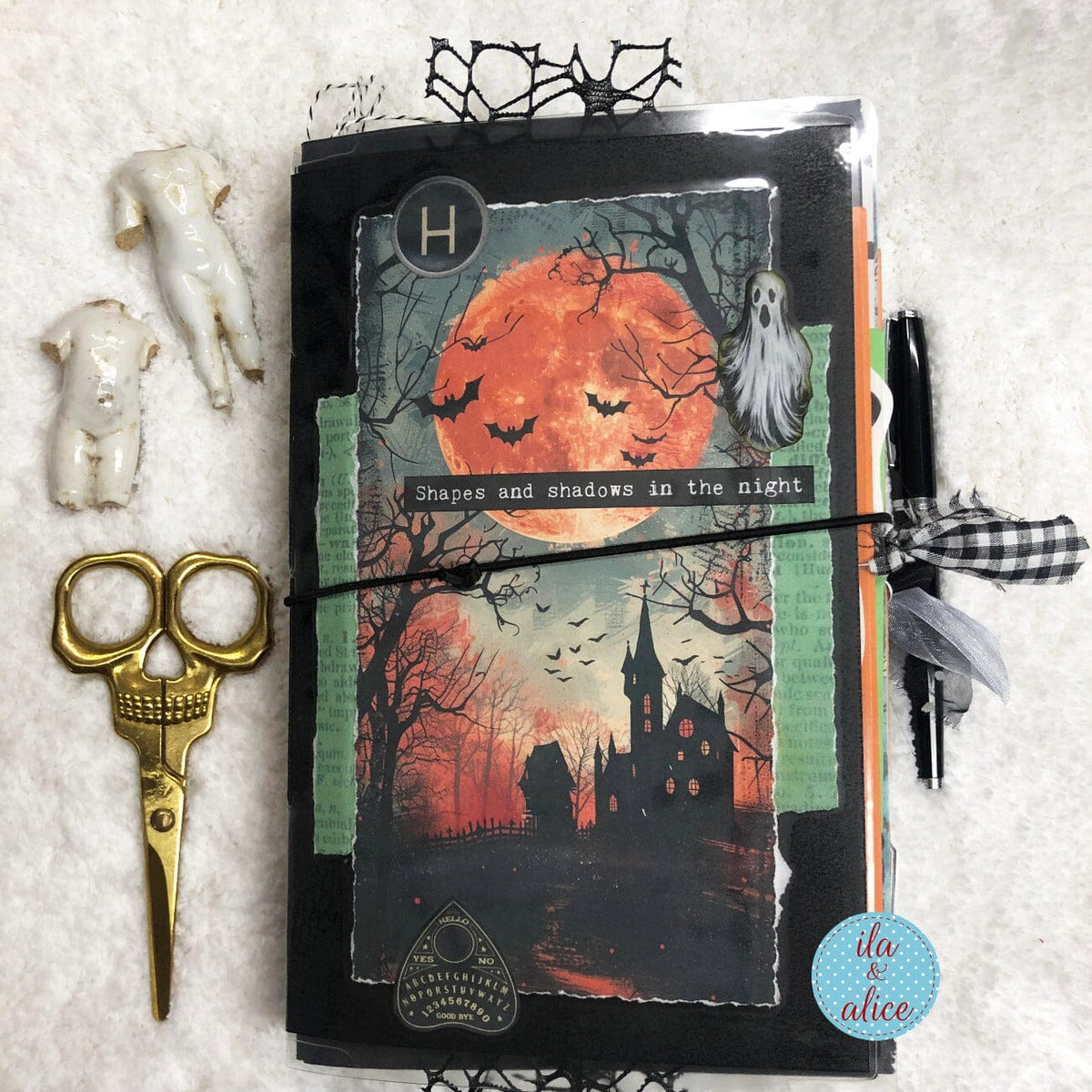 Haunted House Under a Full Moon Halloween Junk Journal #1 Journal ila & alice