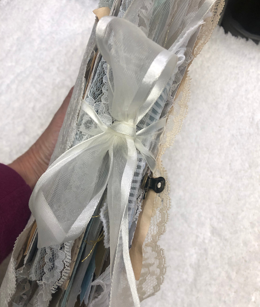 Glittery Green and Lace Winter Junk Journal with Angels