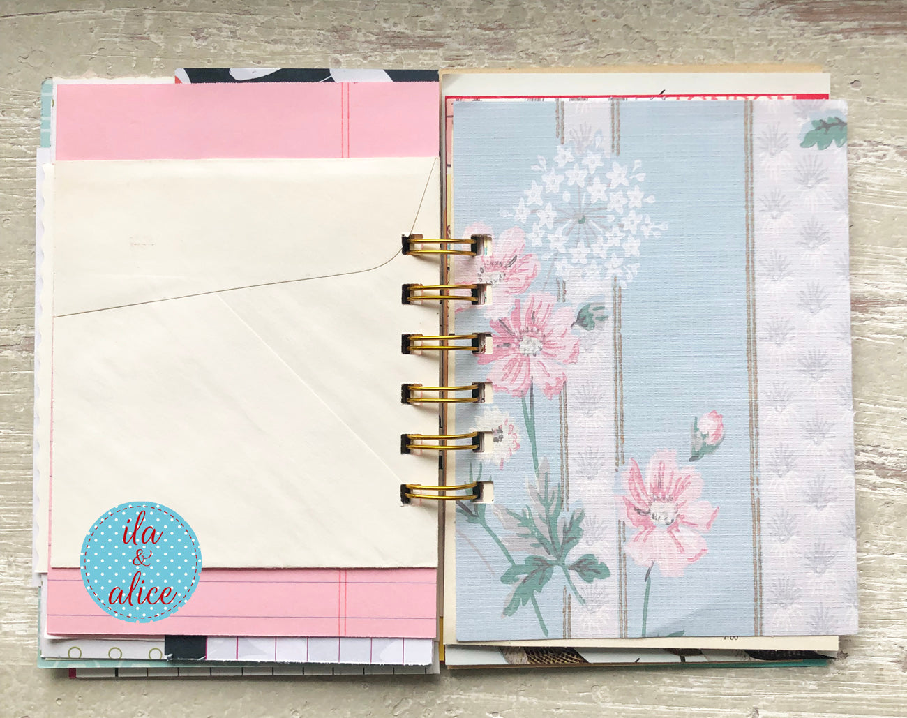 Mini Journal – Retro Ladies – Green Polka Dots
